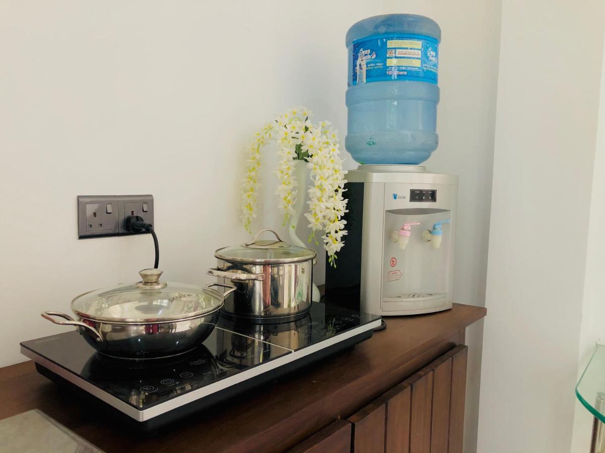 Appartamento Siri'S Residency Habaraduwa Central Esterno foto
